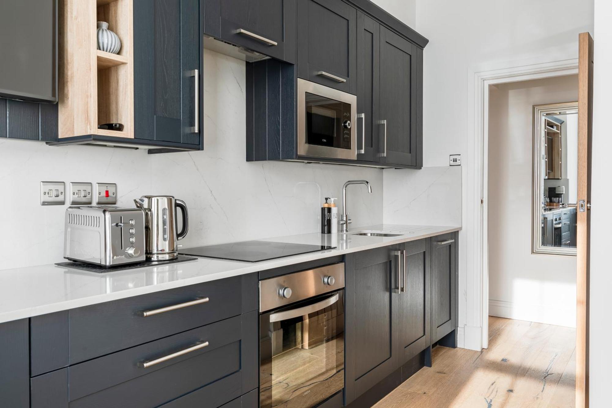 Modern Aptmt, 2 Stops To Central London, Smart Lock, Netflix Ealing Eksteriør bilde